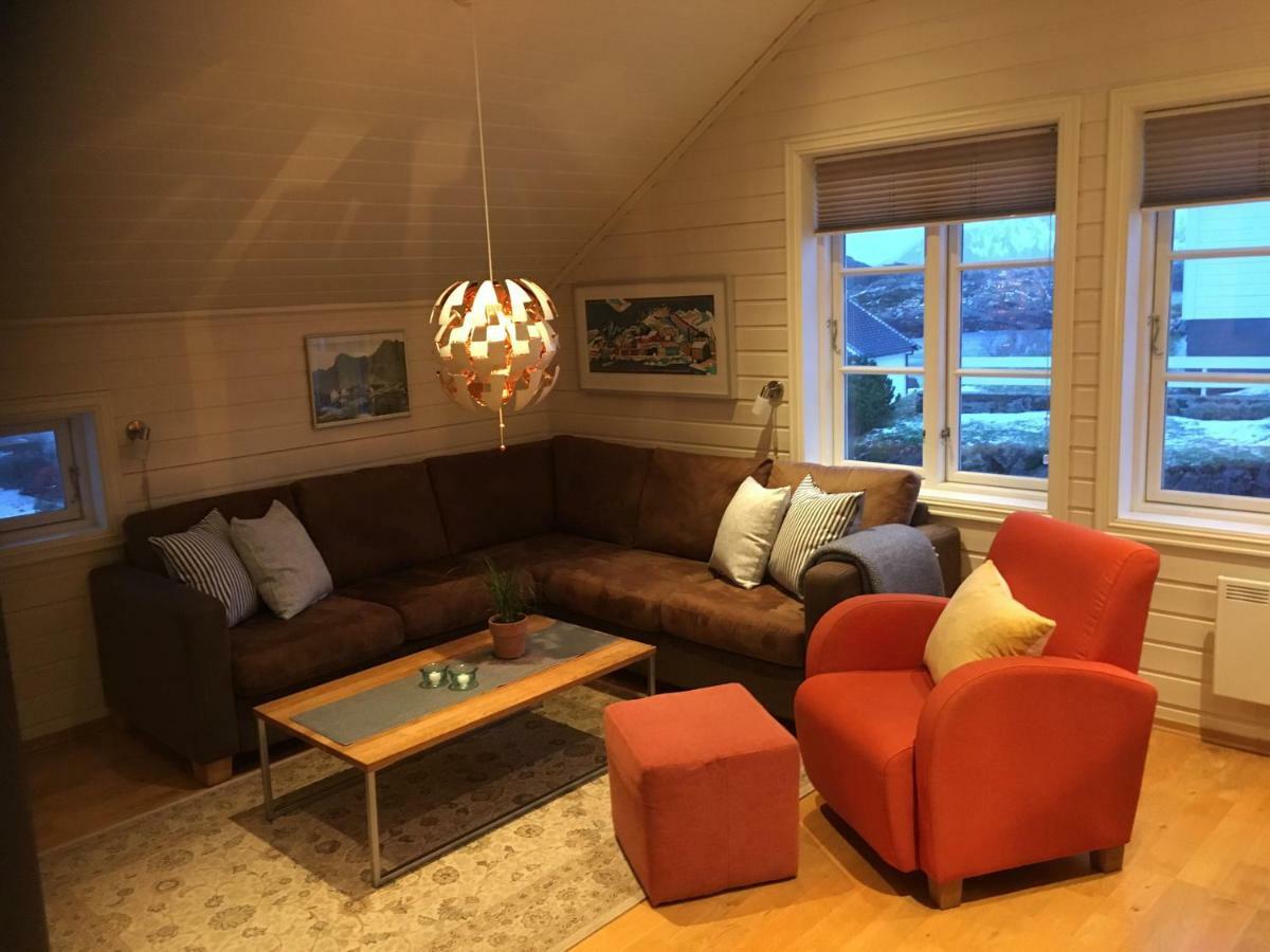Svinøya, hyggelig leilighet Svolvær Eksteriør bilde