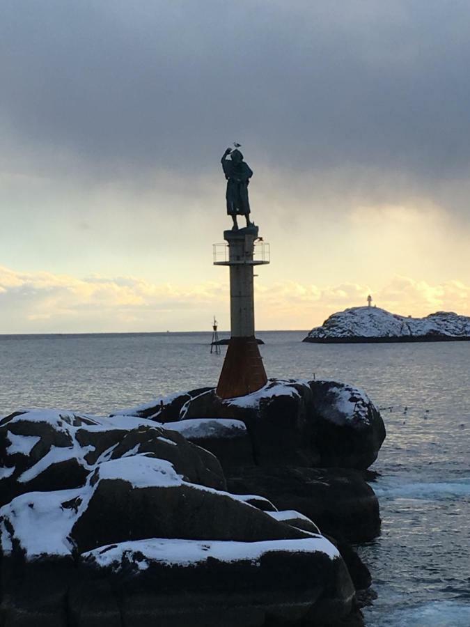 Svinøya, hyggelig leilighet Svolvær Eksteriør bilde